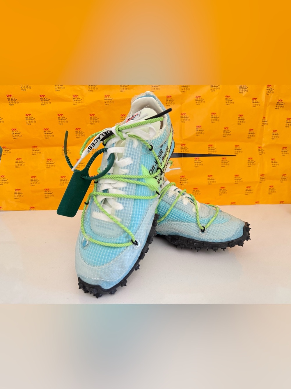 Off-White x Nike Women's Waffle Racer “Vivid Sky” (2019)